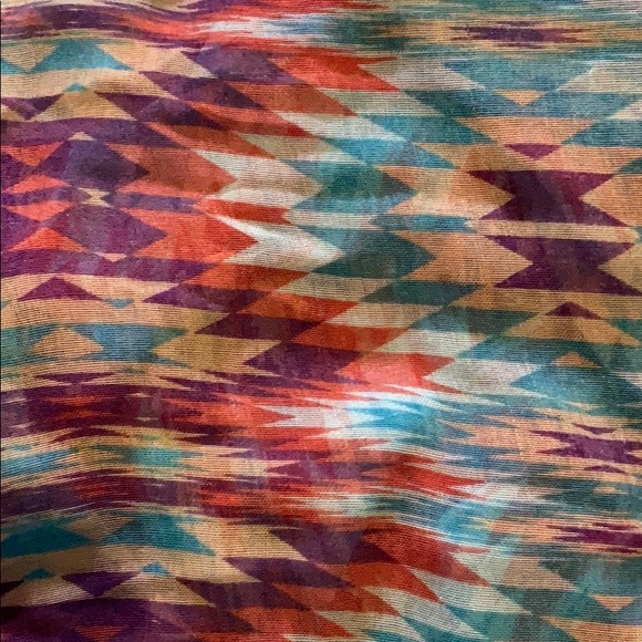 Patterned Infinity Scarf - Picture 3 of 4